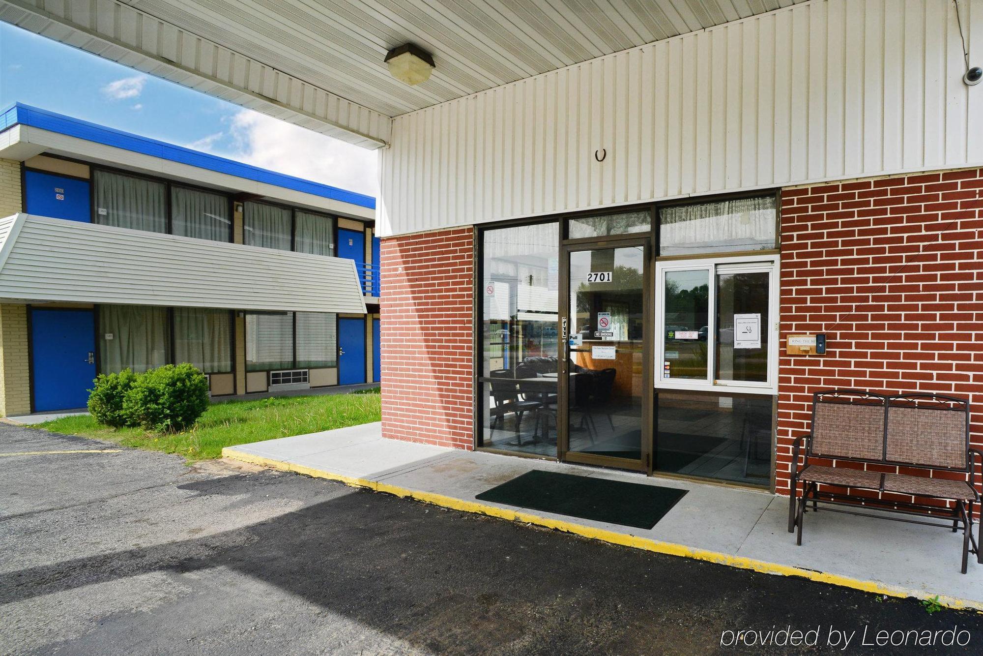 Maryville Inn Bagian luar foto