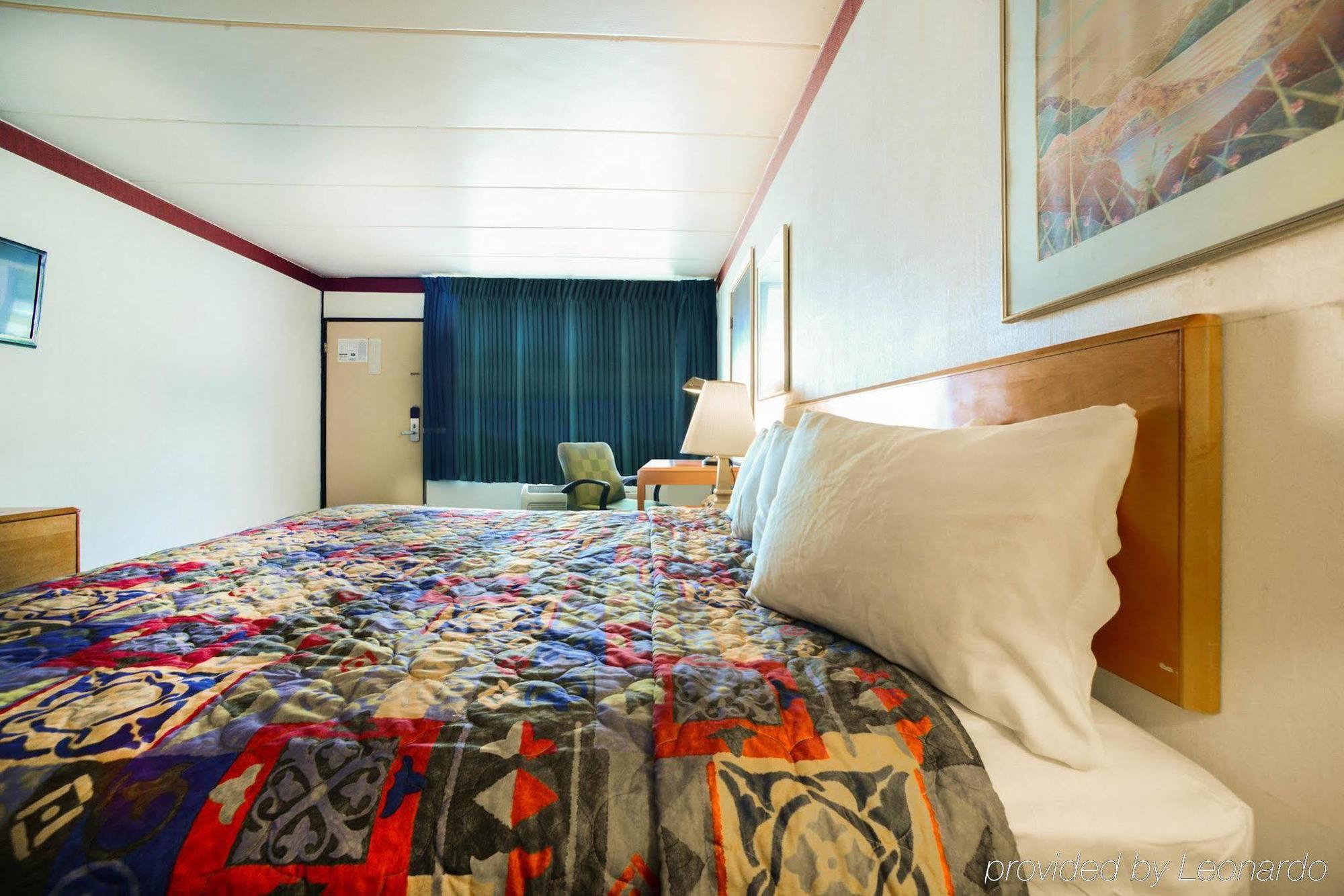 Maryville Inn Bagian luar foto