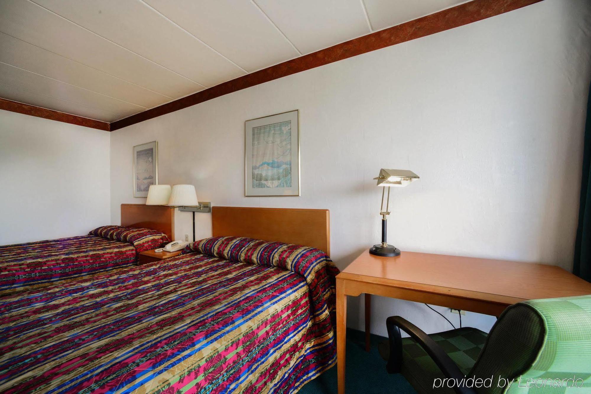 Maryville Inn Bagian luar foto